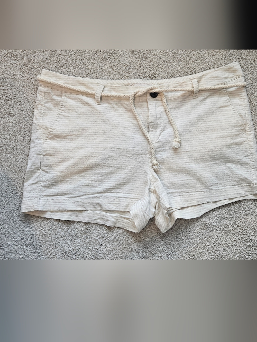 Merona Cream Women's Casual Shorts